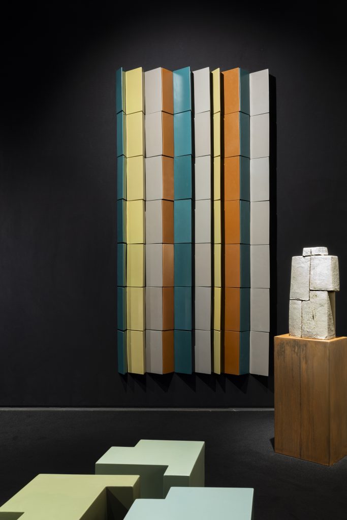 Wall panel ‘Rail’